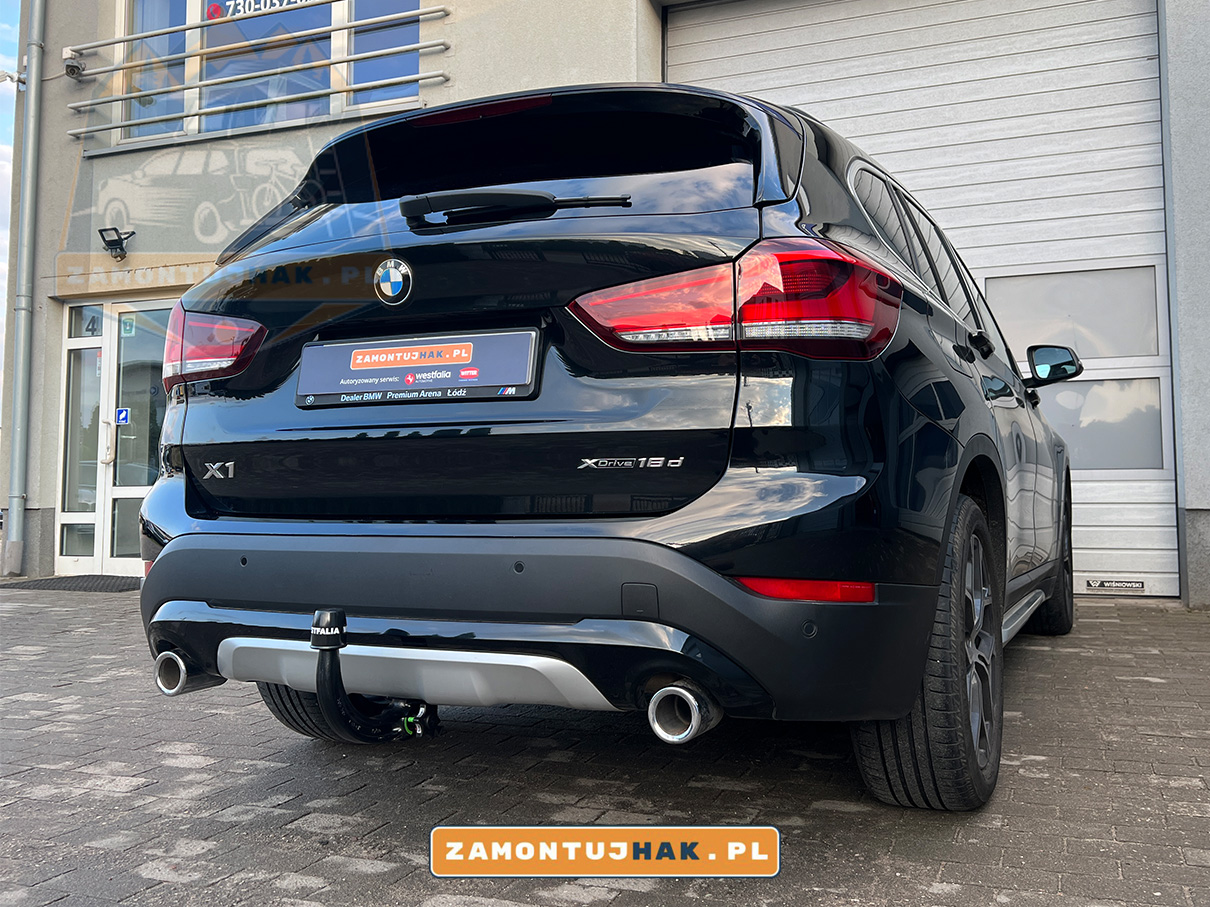 montaż haka bmwx1