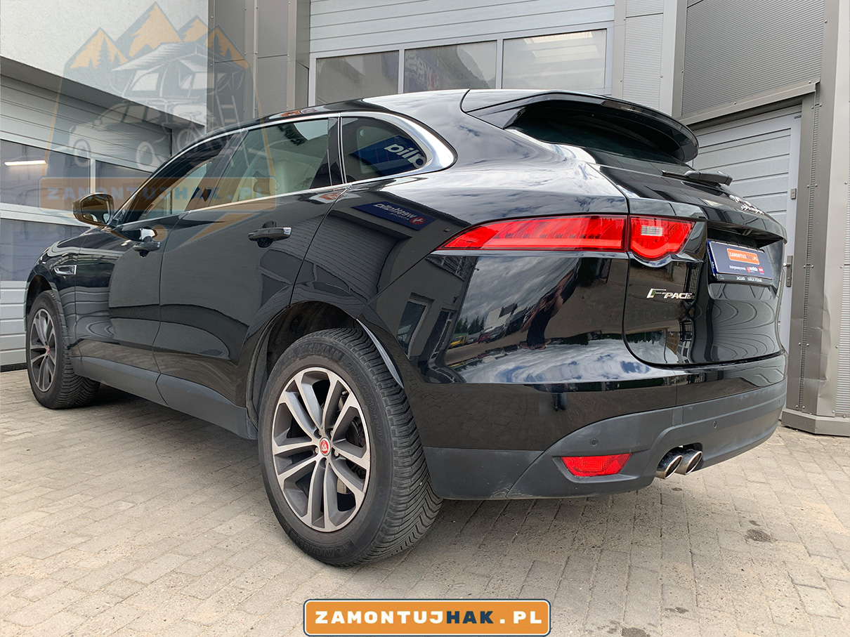 Montaż haka hlowniczego Jaguar F-Pace