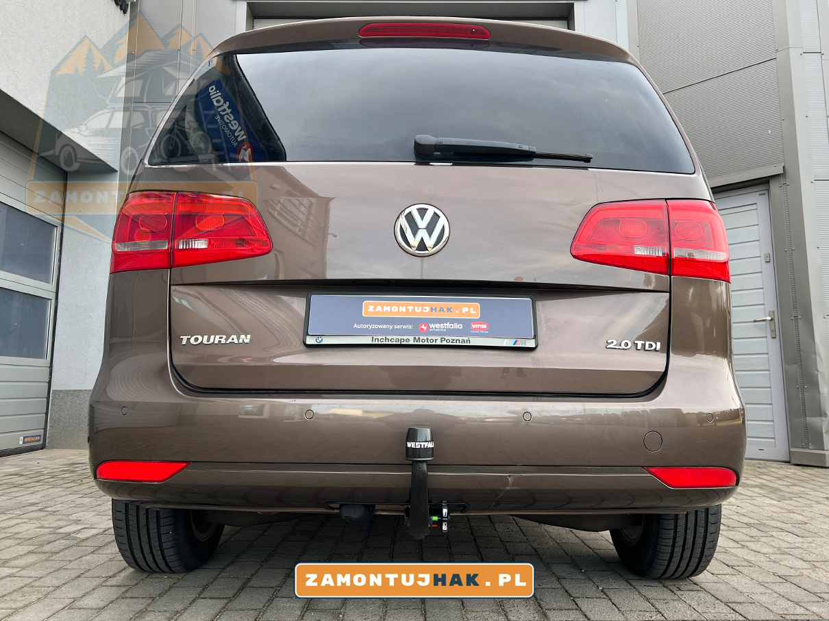 Montaż haka w volkswagen Touran